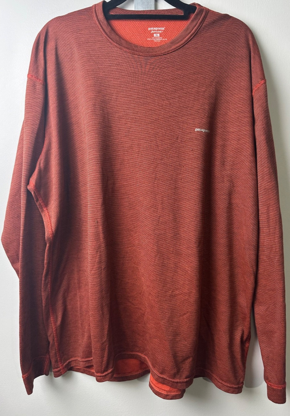 Patagonia Midweight Capilene Baselayer Long Sleeve Red Men’s Size XL Stripe A19
